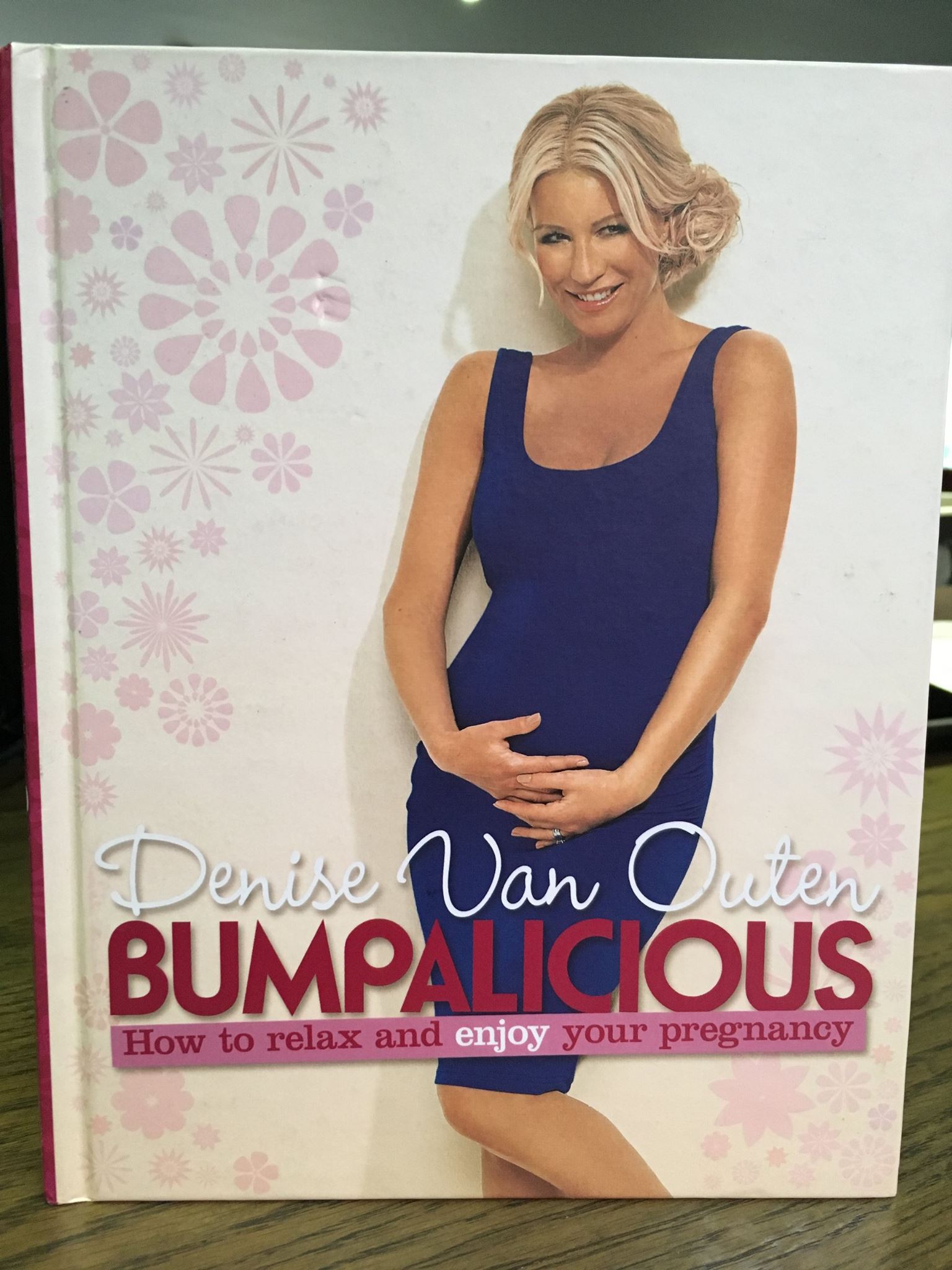 Book recommendation: Bumpalicious by Denise Van Outen